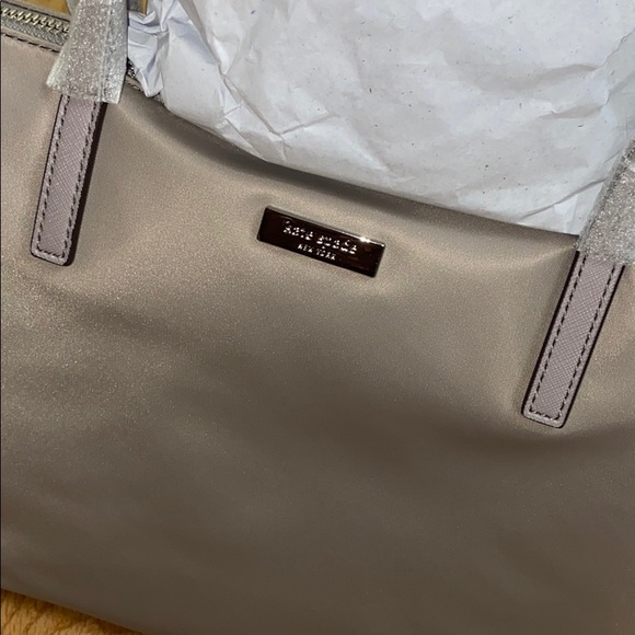 Kate Spade Tote - Picture 7 of 9
